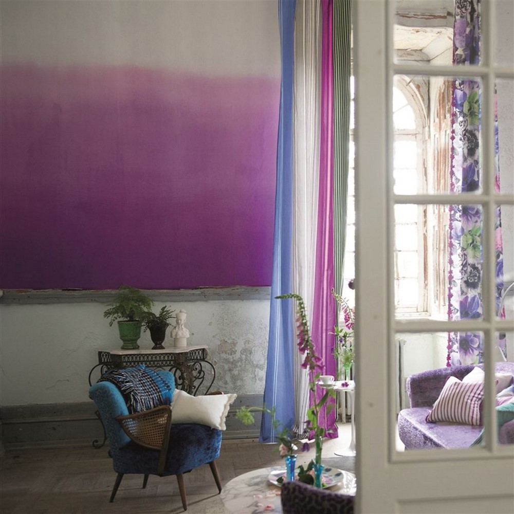 Saraille Wallpaper P600 by Designers Guild in Crocus Pink